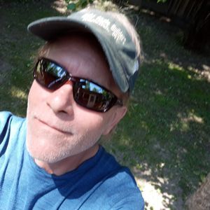 Meet your Posher, Wayne